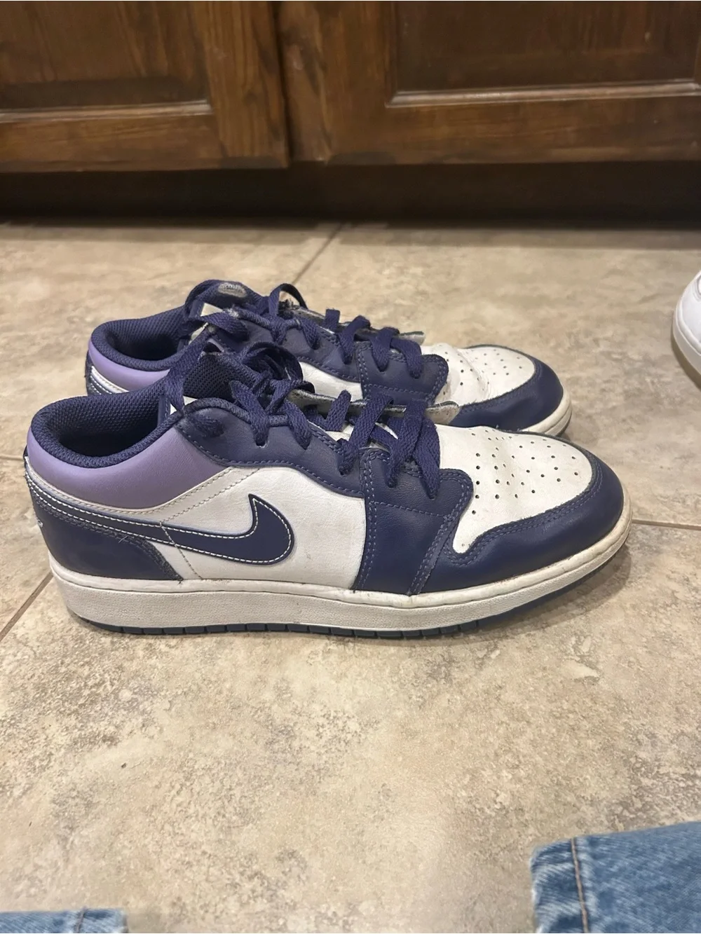 Nike Kids Low-Top Sneakers in Navy, Lavender, and White